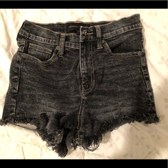 Kendall+Kylie high rise jean shorts - Picture 2 of 3